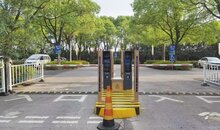 海康威视助力江苏某工业园区公共停车场，通行更快速，管理更智能！