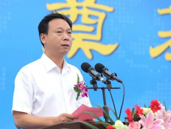 溧阳经济开发区党工委书记、上兴镇党委书记夏国中致辞