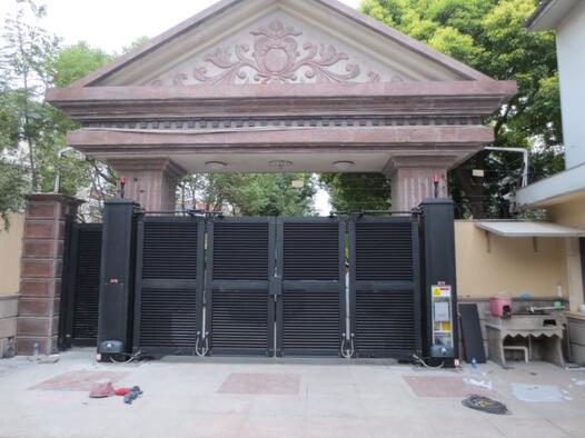 上海闵行区华漕镇保乐路诸新一村141号别墅开泰LB - 中出网-智能出入口与停车充电门户