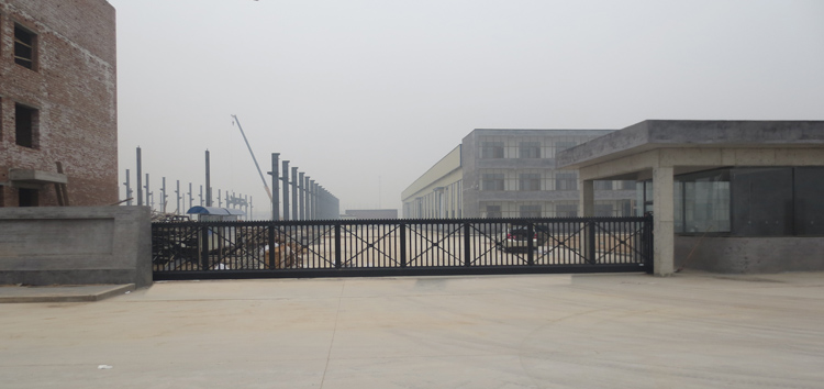 河北海特克焊接设备制造有限公司无轨悬浮门工程案例 - 中出网-智能出入口与停车充电门户