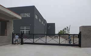 常州迈腾机械有限公司无轨悬浮门工程案例 - 中出网-智能出入口与停车充电门户