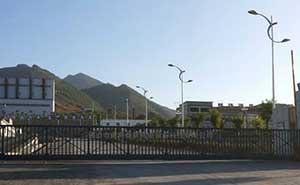 河北省承德市宽城矿山公司智能无轨悬浮门工程案例 - 中出网-智能出入口与停车充电门户