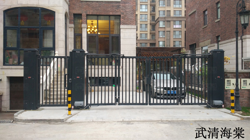 武清海棠湾智能安全伸缩平移门工程案例 - 中出网-智能出入口与停车充电门户