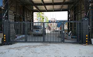 北京昊天盛世伟业智能安全伸缩平移门工程案例 - 中出网-智能出入口与停车充电门户