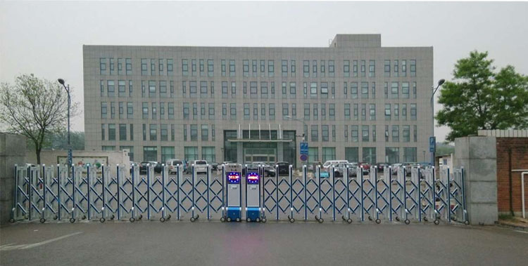 北京交通部公路试验场智能安全伸缩平移门工程案例 - 中出网-智能出入口门户