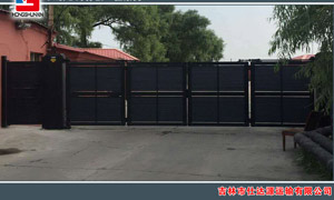 吉林市仕达源运输有限公司悬浮折叠门案例