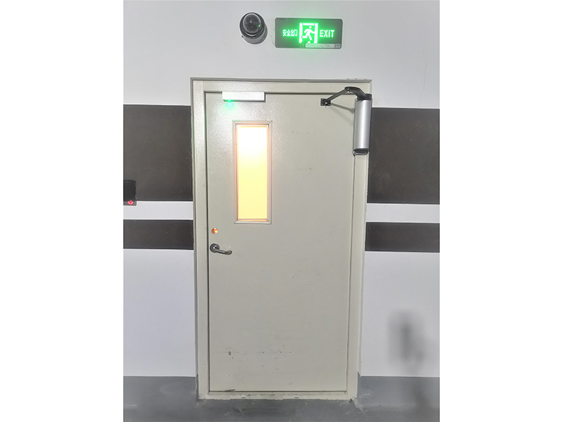 曲臂式开门机 - 中出网-智能出入口与停车充电门户