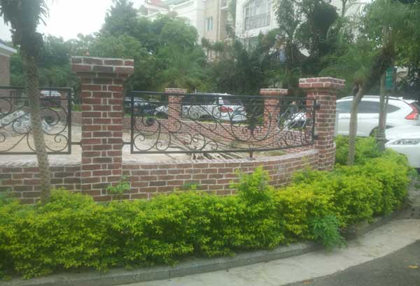 喜迎佛山出安智能铁艺护栏进驻佛山陈村碧桂花园