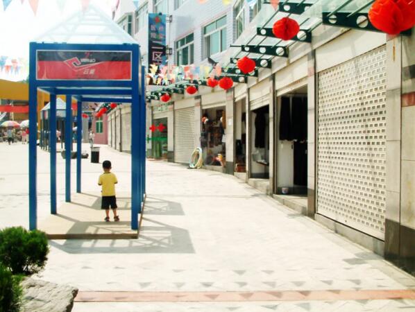 湘联商业卷帘门——株洲步行街商铺卷帘门应用