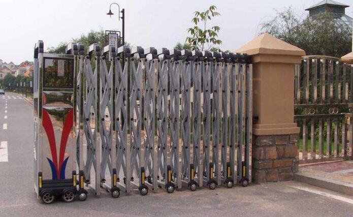 盛和嘉园安装保定出安智能伸缩门正式投入使用