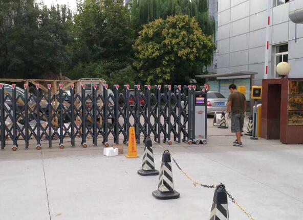 保定市园林局与保定出安智能电动伸缩门达成合作协议