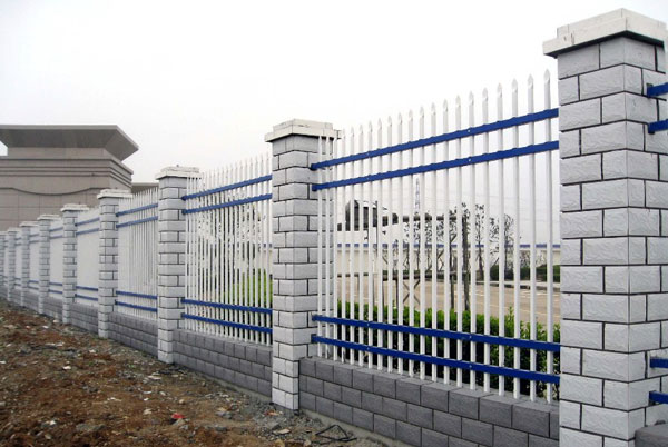 郑州出安智能护栏在青风公园的工程验收