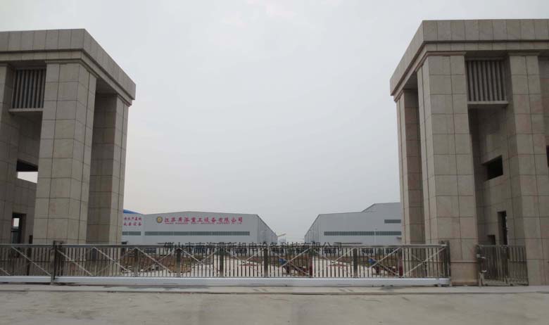 扬州出安智能无轨悬浮门进驻扬州广泓重工设备有限公司