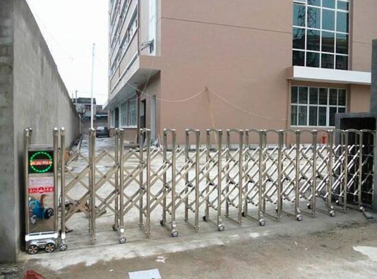 台州出安智能伸缩门给台州市奥尔凯铝业有限公司项目不一样的体验