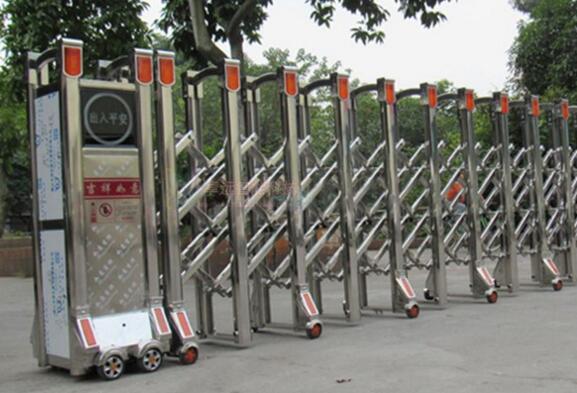 台州出安智能电动伸缩门在台州路北中心小学的应用工程