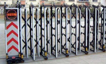 邯郸出安智能伸缩门在邯郸建筑工程中专学校这块宝地上长驻