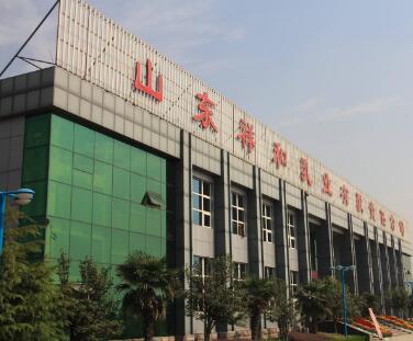 枣庄出安智能卷帘门亮相在山东祥和乳业  