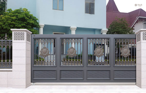 张家口出安智能铝艺大门安装在新合作广场