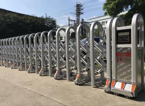 感谢京北中央公园一直以来对张家口出安智能伸缩门的支持