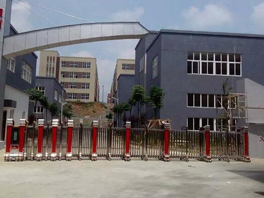 张家口保胜新能源科技有限公司选用张家口出安智能伸缩门