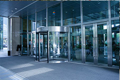 热烈祝贺吉安出安智能旋转门进驻紫荆大厦