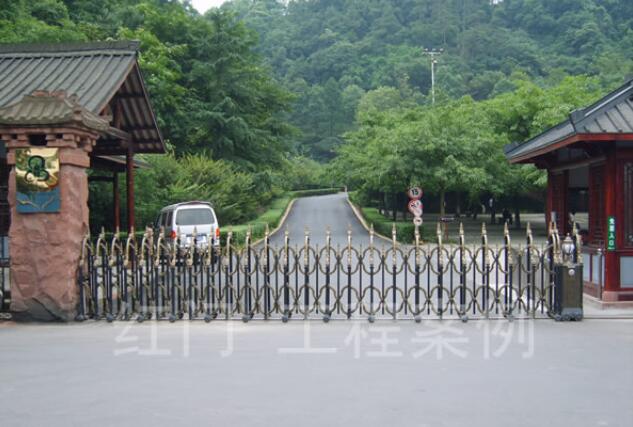 喜迎乐山出安智能电动伸缩门进驻乐山大佛景区