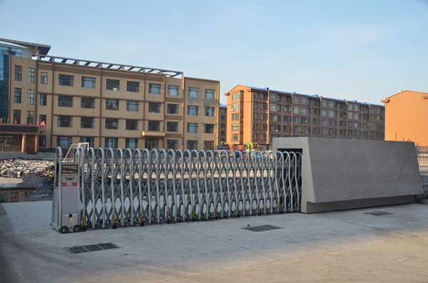 庆贺绥化出安智能电动伸缩门进驻绥化训华小学