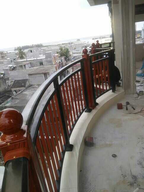 海口出安智能锌钢阳台护栏进驻海口三弦慧府