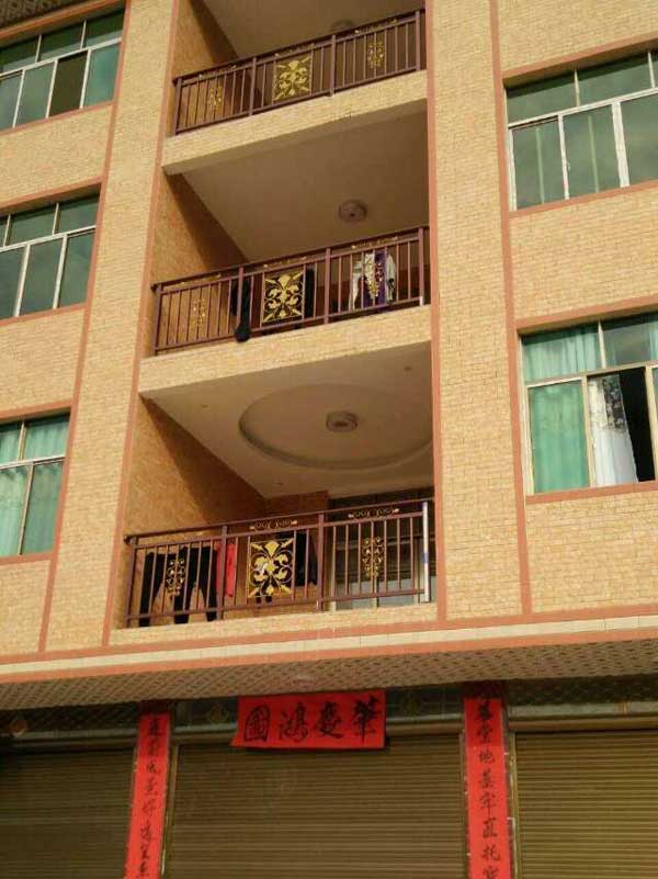 云浮嘉骏.江悦湾护栏案例 - 中出网-智能出入口与停车充电门户