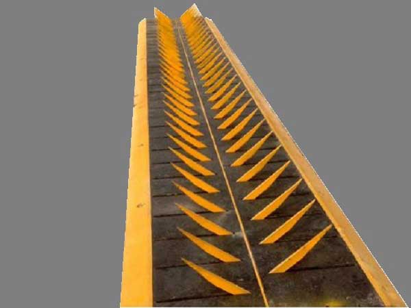 双向破胎式破胎器