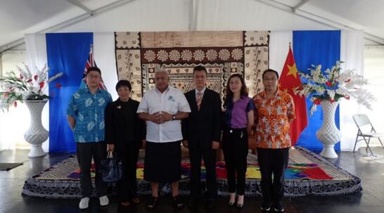 斐济海关总署授予同方威视最佳战略合作伙伴奖