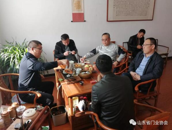 协会一行来到了潍坊科源消防