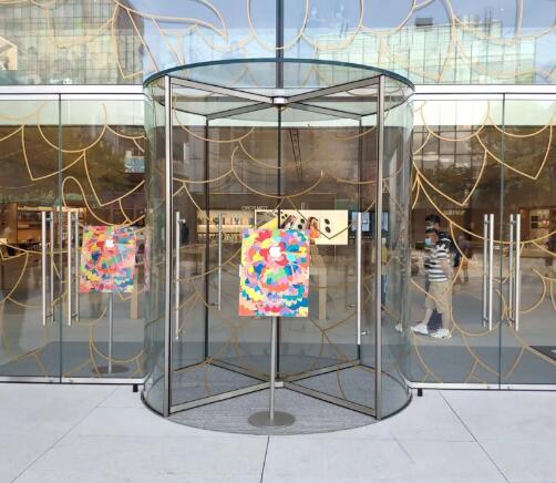 水晶自动旋转门