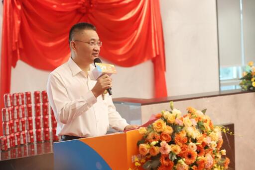 深圳市特区建设发展集团董事长李文雄在致辞中回顾