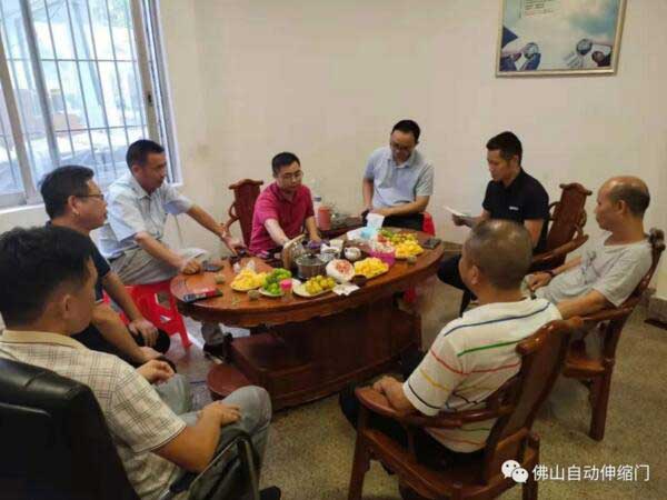 汪志平执行会长汇报了协会财务报告