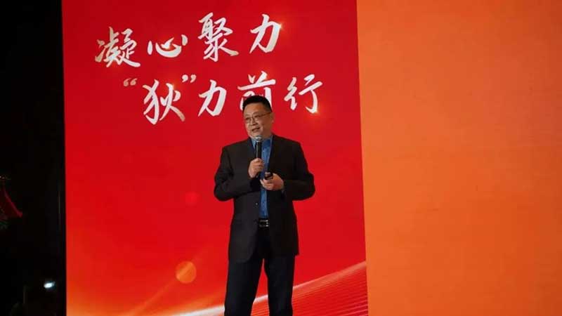 狄耐克营销总监：赵宏