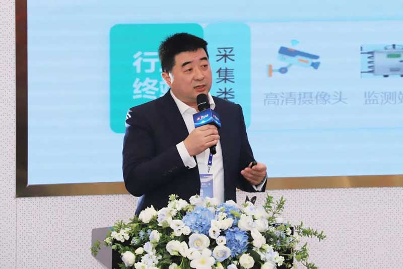 鸿蒙生态服务有限公司副总经理程英华