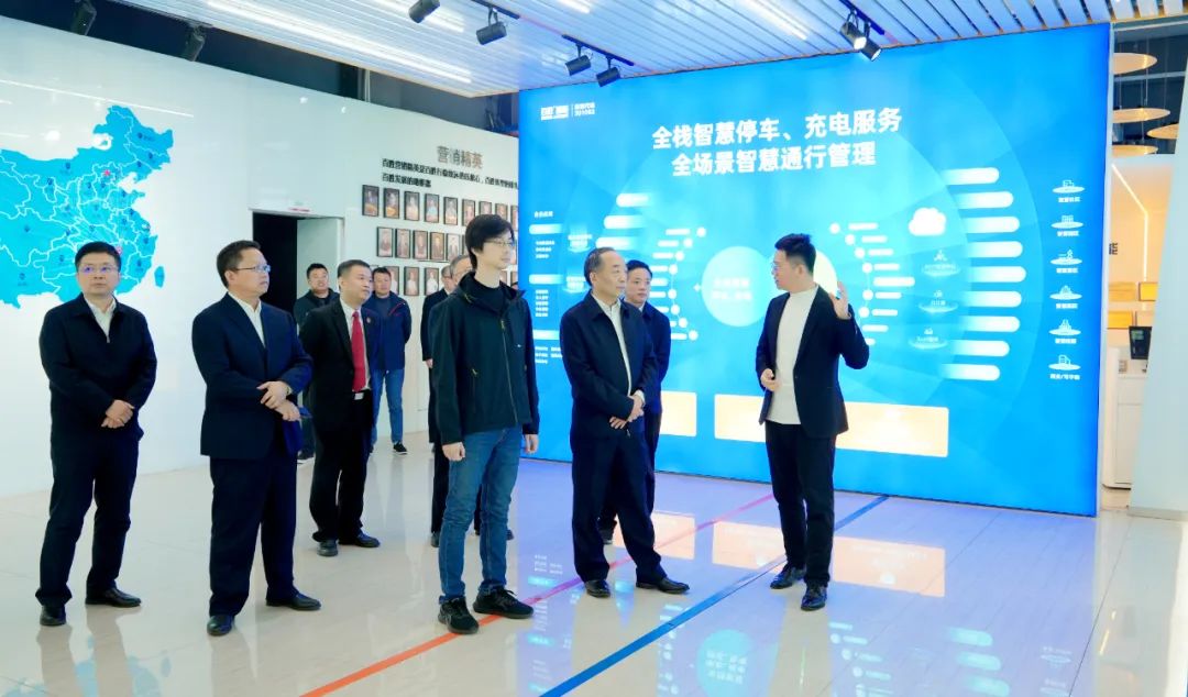 省高级人民法院党组书记、院长傅信平莅临百胜智能调研
