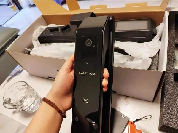 必达发布智能锁新品F3 Pro X：3D人脸、高清大屏、新增指纹定位设计