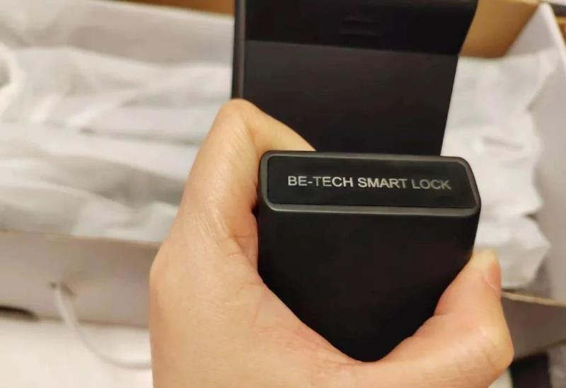 必达发布智能锁新品F3 Pro X：3D人脸、高清大屏、新增指纹定位设计