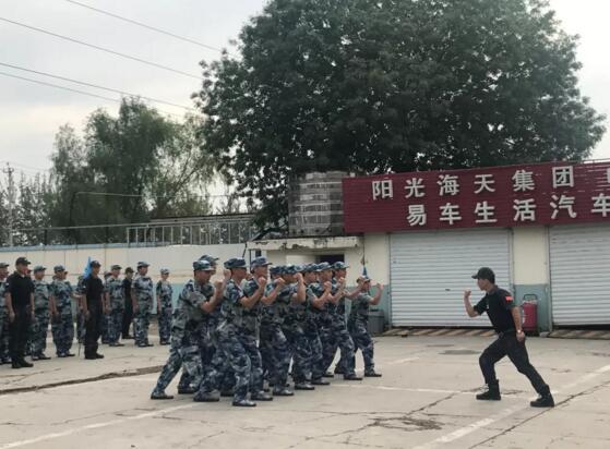 检阅队伍 风采展示