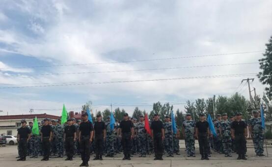 检阅队伍 风采展示