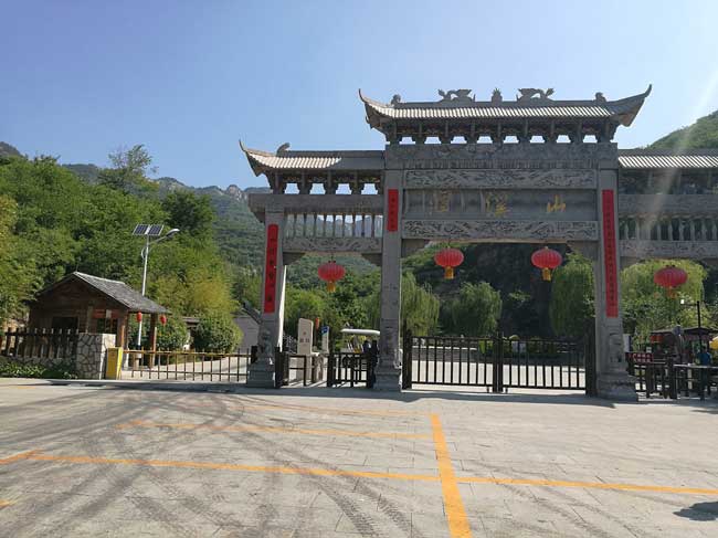 潭溪山道闸案例 - 中出网-智能出入口门户