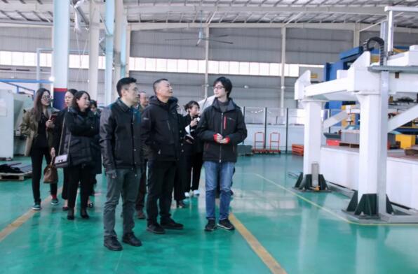 江西省通信学会一行领导参观了公司生产车间