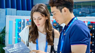 星星充电“三网融合平台”及“太乙交易系统”亮相深圳数字能源展，引领能源交通数字化变革