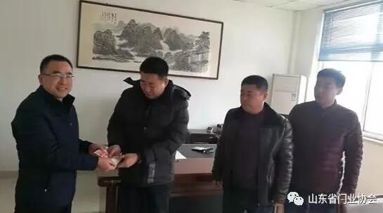 万众一心，抗击疫情，我们在行动！