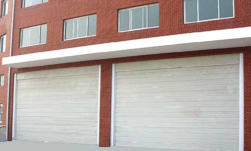 北京体育大学工业提升门案例 - 中出网-智能出入口与停车充电门户