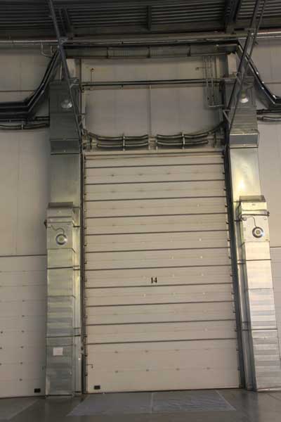 大型工业提升门及多块分节提升门