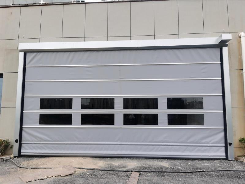 保温快速堆积门 