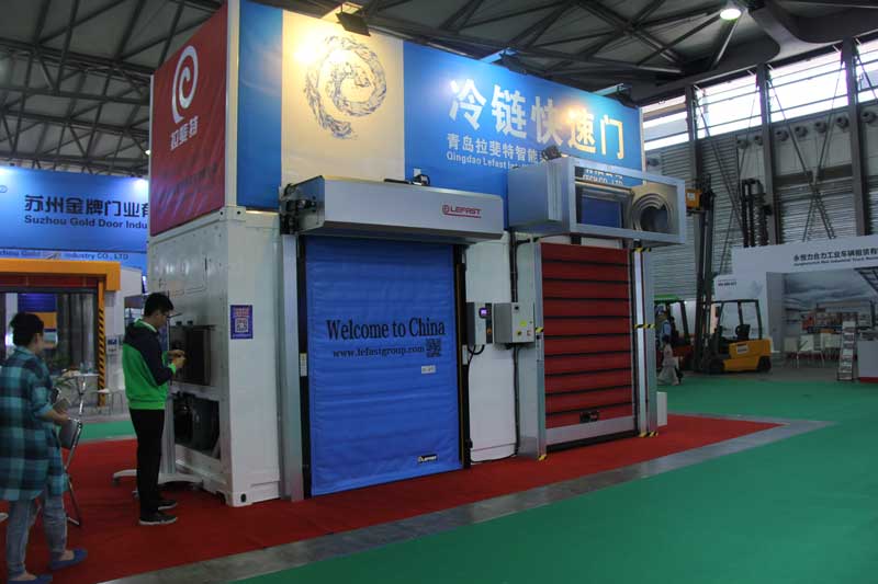 亚洲生鲜配送展冷库门案例 - 中出网-智能出入口与停车充电门户